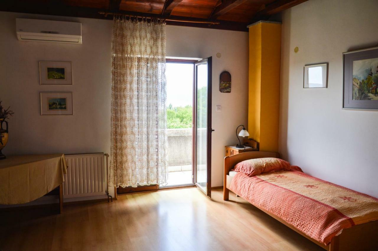 Apartment Zoja Pinezići Extérieur photo